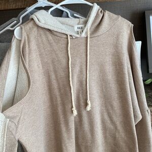 BKE Tan Hoodie with Soft Knit Material and a split long sleeve detail